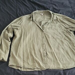 Knox Rose- Women's Olive Green Button Down Shirt